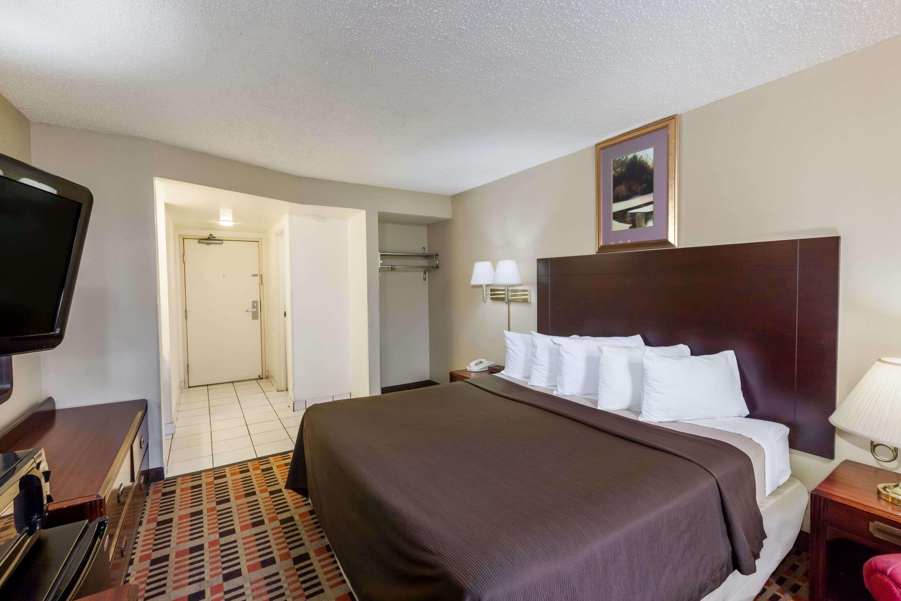 Days Inn By Wyndham Amarillo East Exterior photo